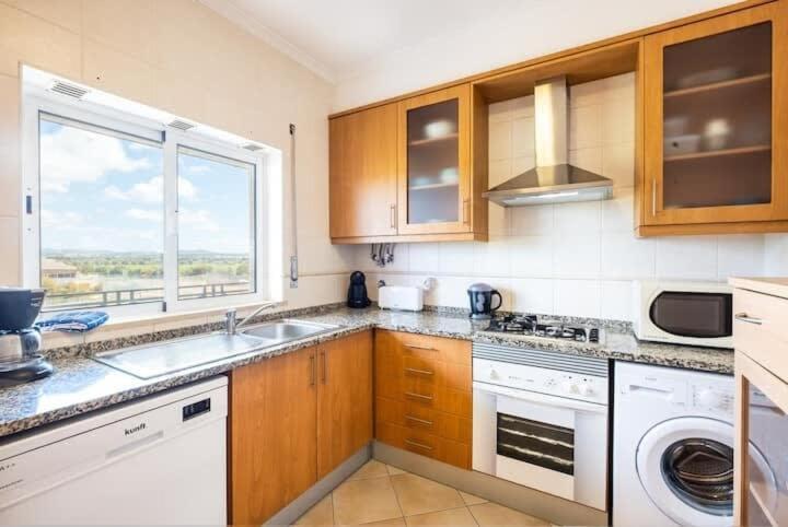 Apartment Alfarmar - Pool, Beach Only A Few Minutes Away 阿尔布费拉 外观 照片