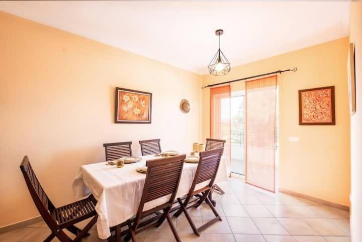 Apartment Alfarmar - Pool, Beach Only A Few Minutes Away 阿尔布费拉 外观 照片