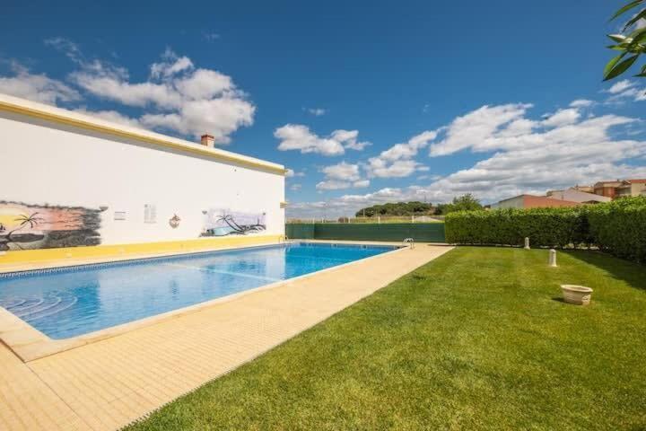 Apartment Alfarmar - Pool, Beach Only A Few Minutes Away 阿尔布费拉 外观 照片